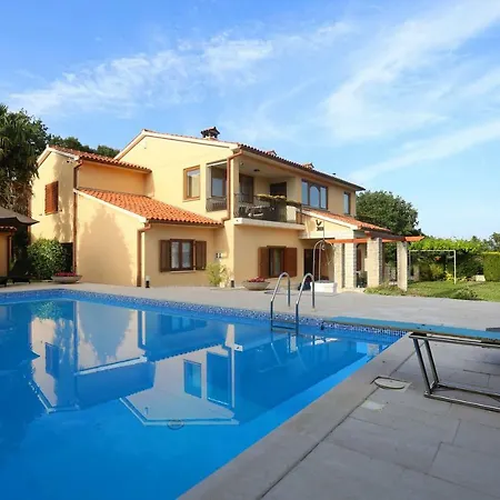 House Pauline Labin (Istria)